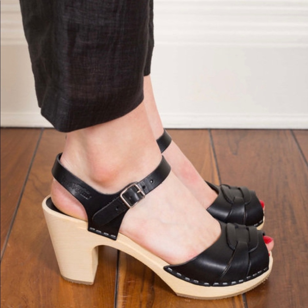 Swedish Hasbeens retro peep toe 39